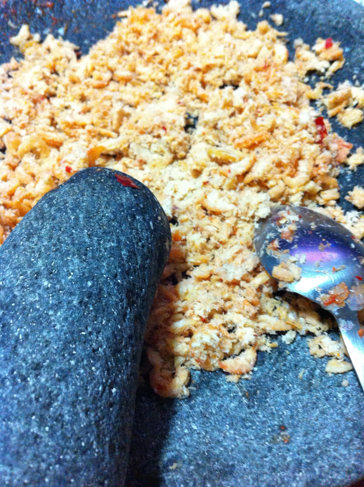 Easy Way to Cooks Dried Shrimps Sambal